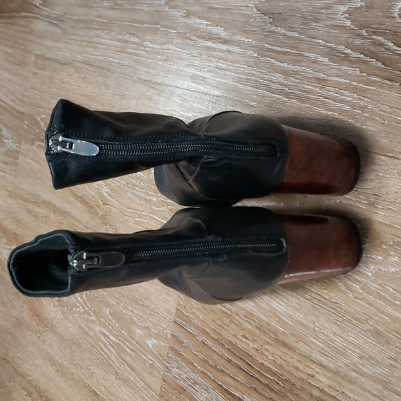 (EU39) TOPSHOP Made in Spain Heeled Booties Contemporary Modern Art Deco Luxury - Picture 4 of 11